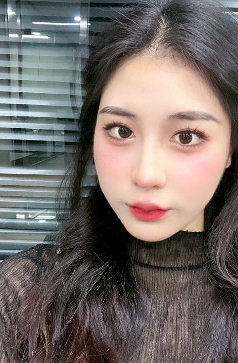 리얼모델 3 셀카(폴라로이드)